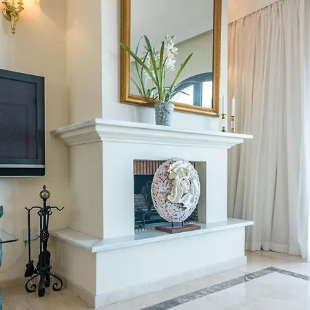 בית נופש Lag - Spacious Townhouse With Private Jacuzzi And מארבלה