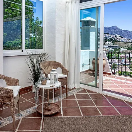 בית נופש Lag - Spacious Townhouse With Private Jacuzzi And מארבלה