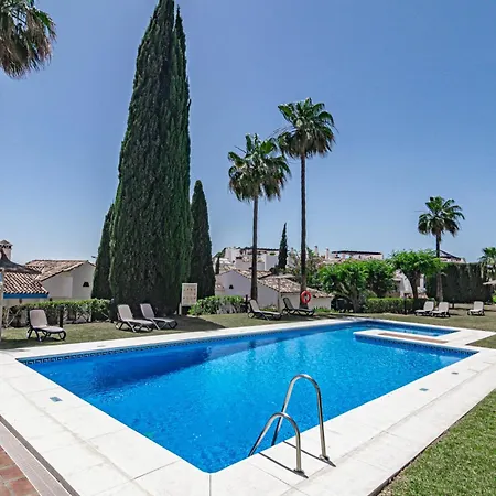 Lag - Spacious Townhouse With Private Jacuzzi And