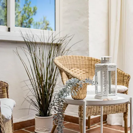 Lag - Spacious Townhouse With Private Jacuzzi And Holiday home *
