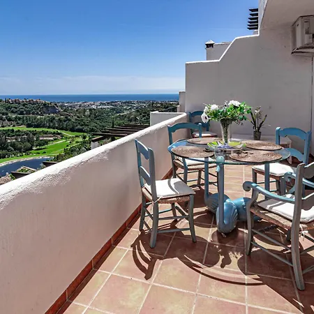 Lag - Spacious Townhouse With Private Jacuzzi And