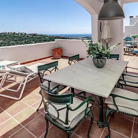 Lag - Spacious Townhouse With Private Jacuzzi And