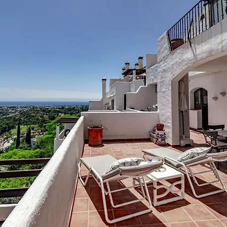 Lag - Spacious Townhouse With Private Jacuzzi And Holiday home *
